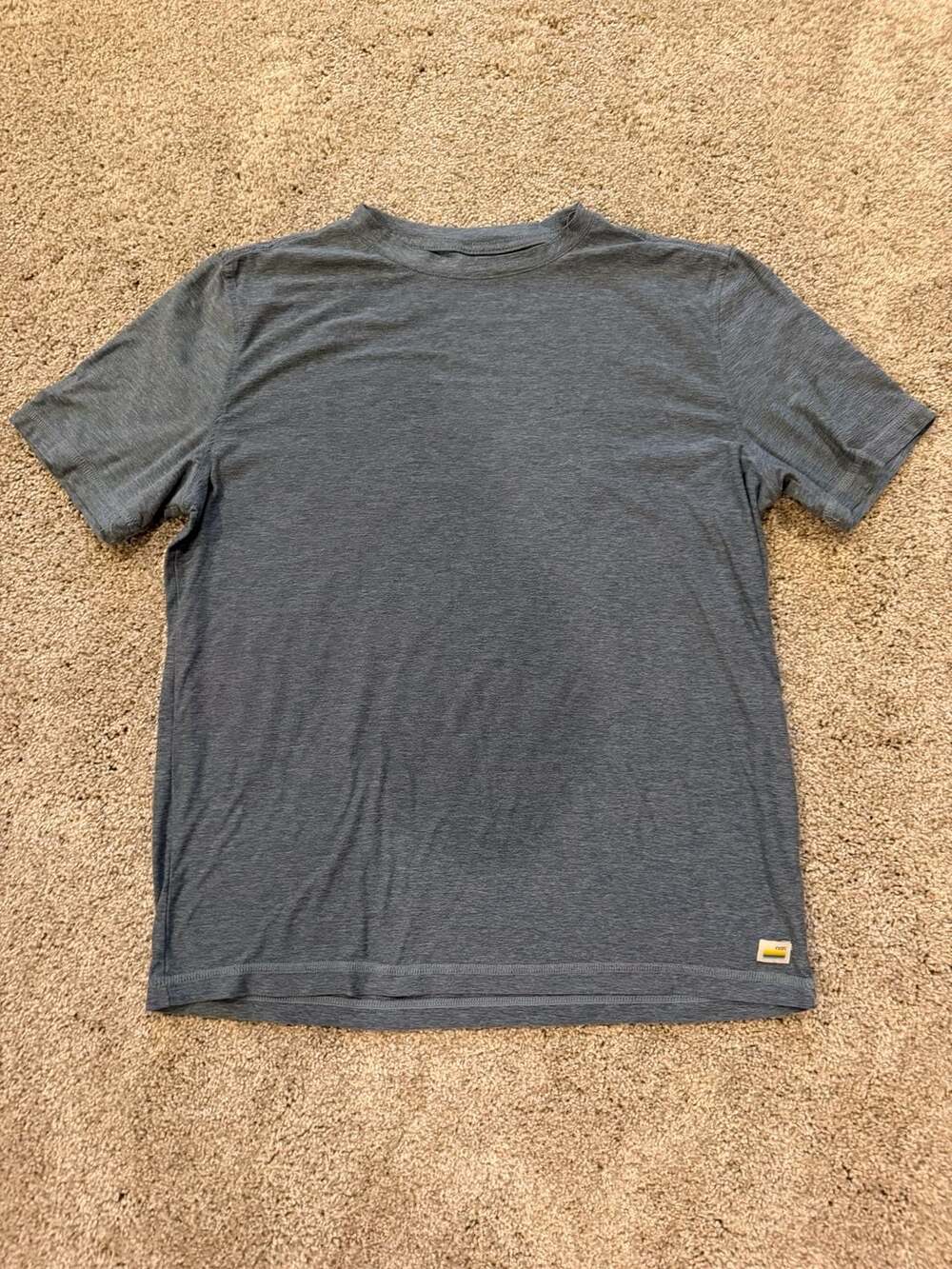 Vuori Strato Tech Tee Short Sleeve Athletic Shirt Heather Blue Men's Size L